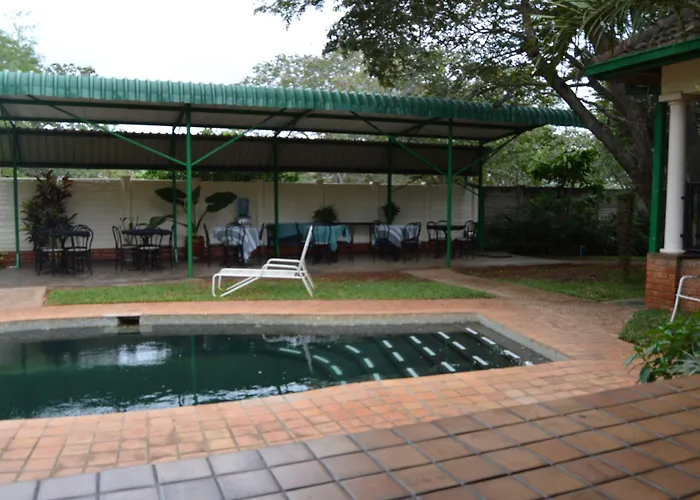 Livingstone Lodge